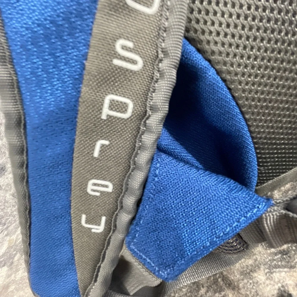 Osprey Daypack Blue Gray Everyday Recycled Backpack AirSpeed  Daypack Hiking Bag